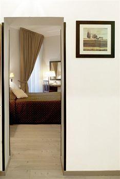 Roman Residence Affittacamere 2*